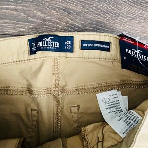 Hollister Low Rise Super Skinny Short Khaki
